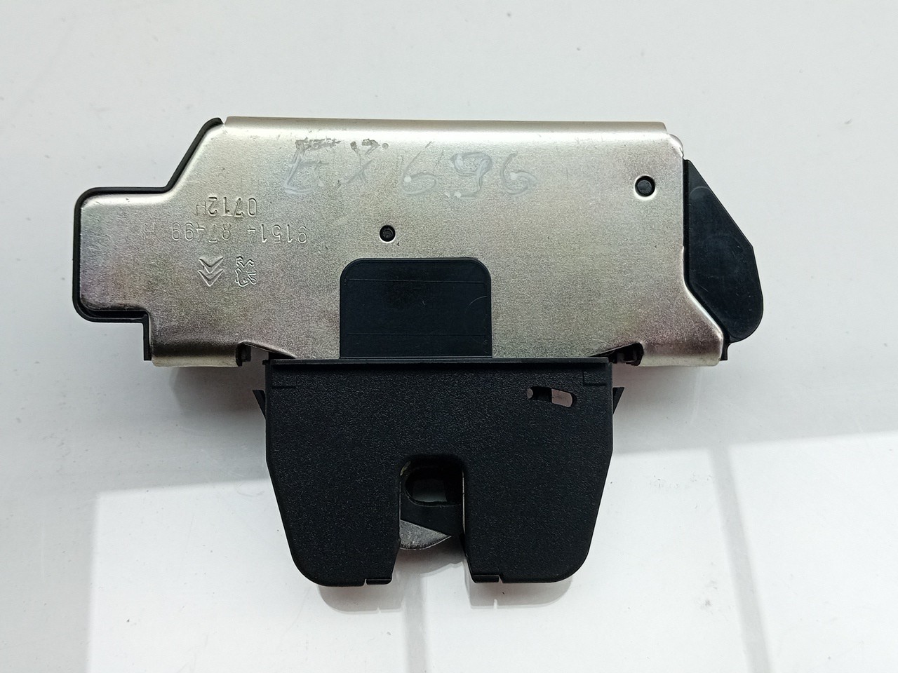 Tailgate Lock /Latch PEUGEOT 208 Imagem-1
