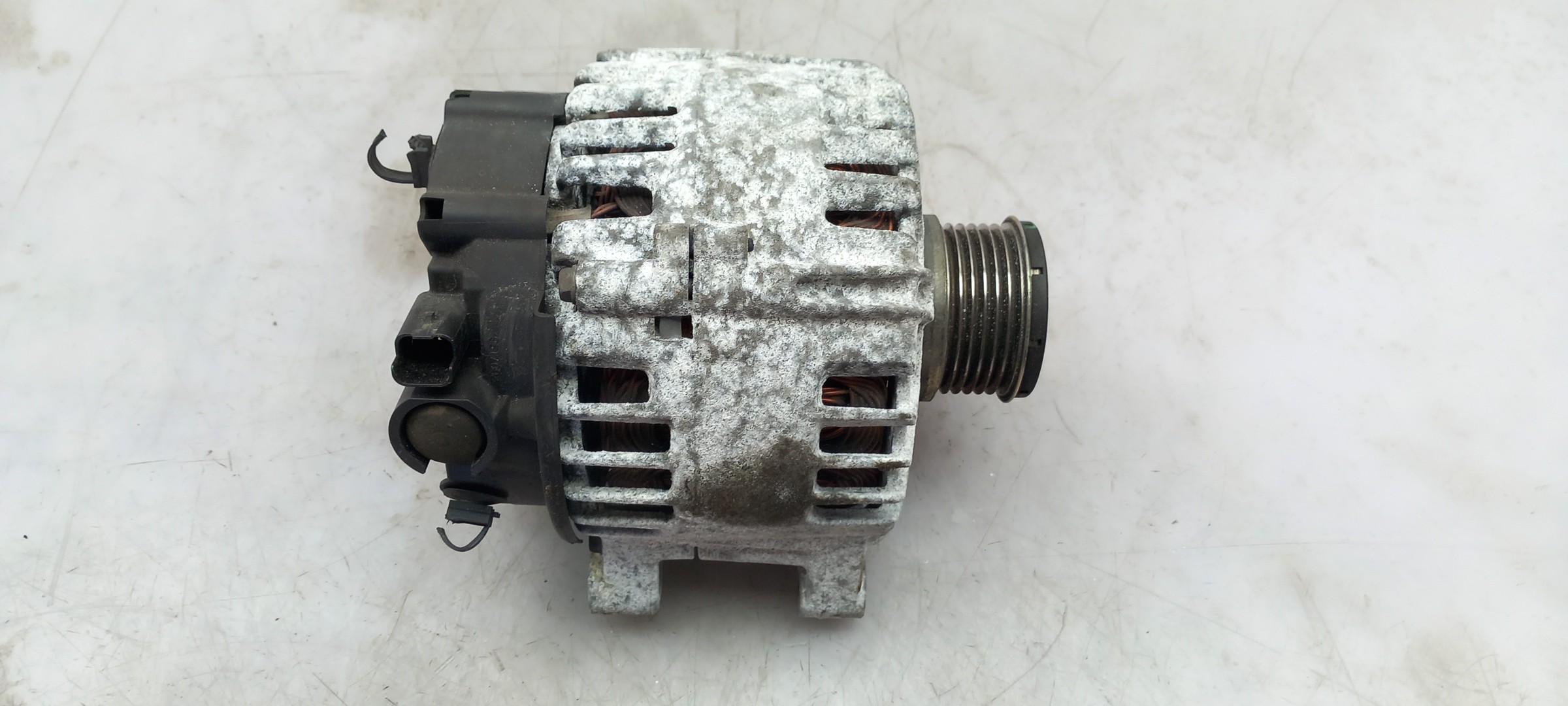 Alternador