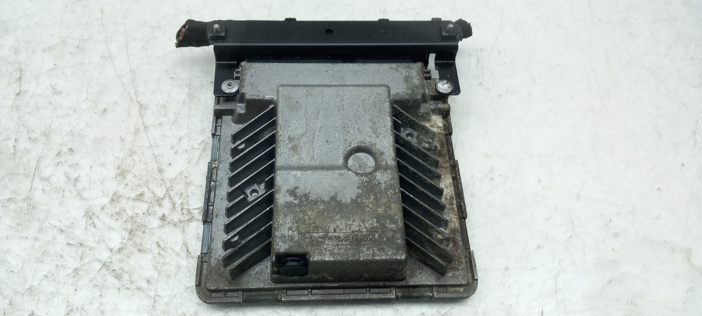 Engine control unit / ECU VOLKSWAGEN Passat (3C2) Imagem-1