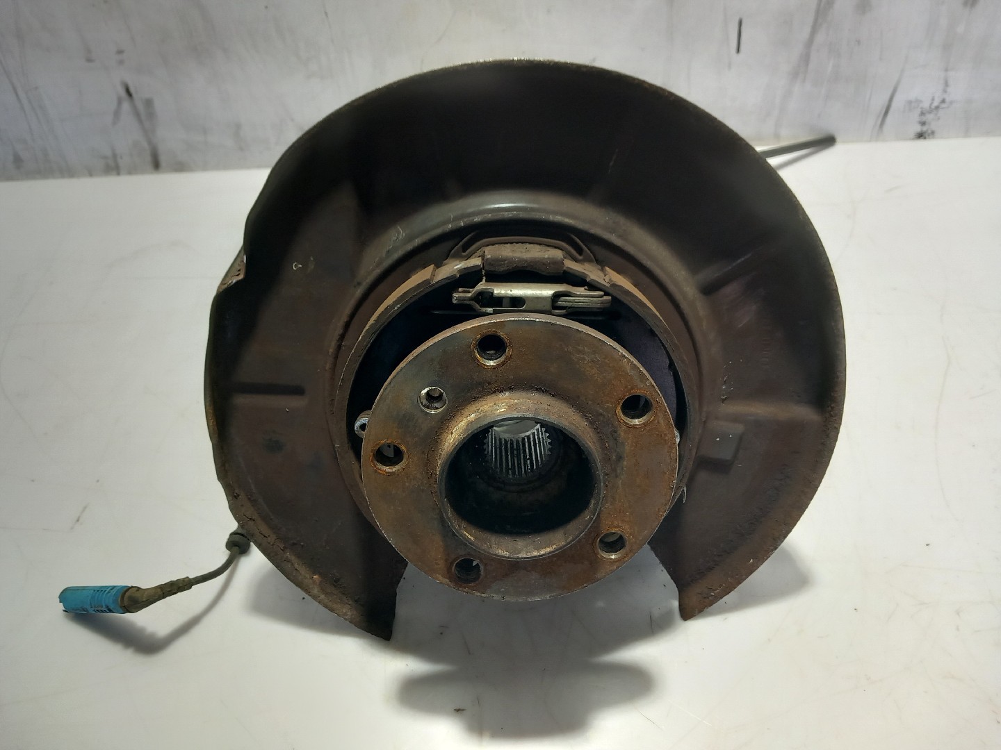 Left rear steering knuckle BMW X5 (E53) Imagem-2