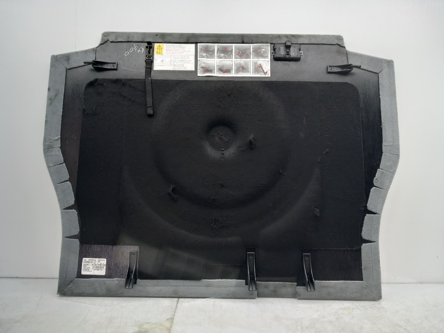 Cobertura inferior/ tapete / alcatifa da mala BMW X5 (E53) Imagem-2