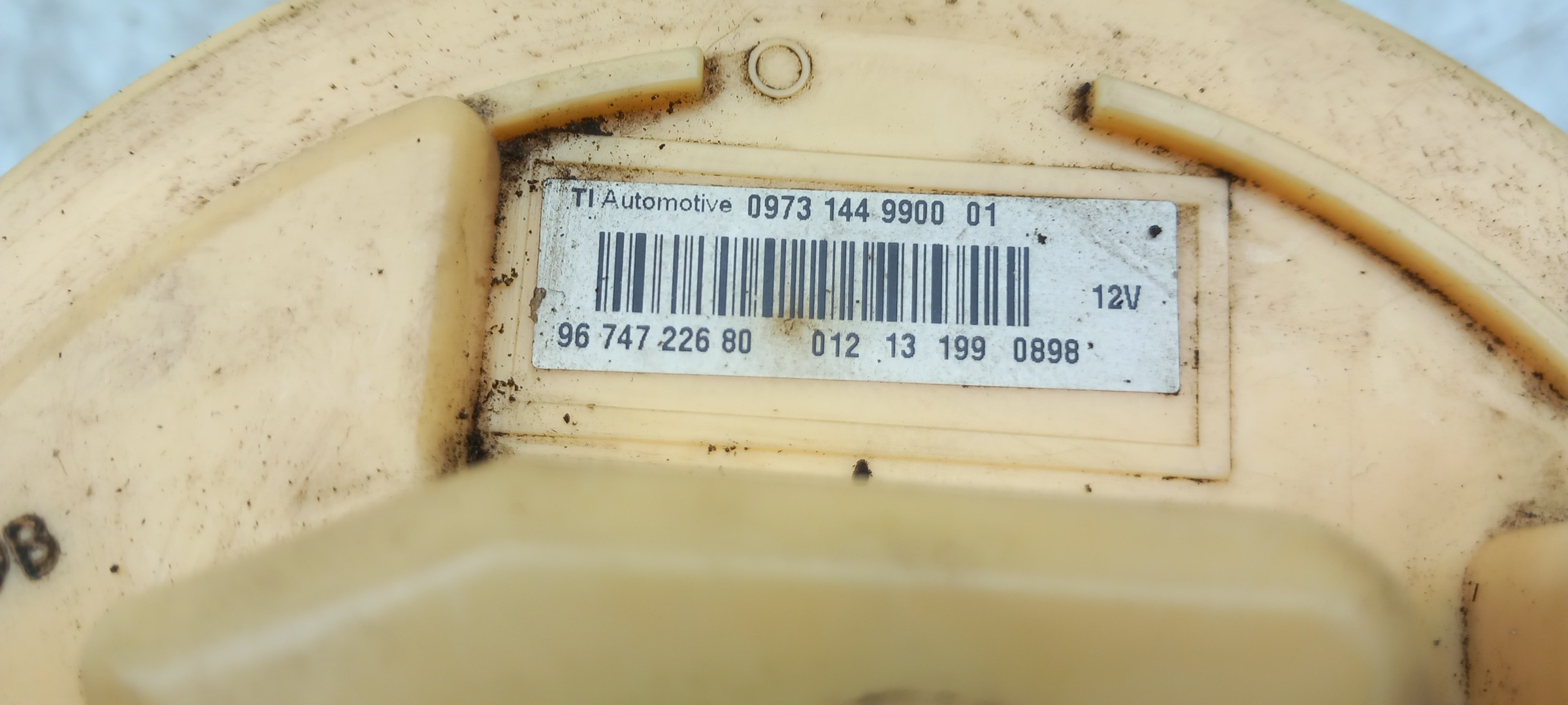 Fuel pump CITROËN C4 Grand Picasso II (DA_, DE_) Imagem-3
