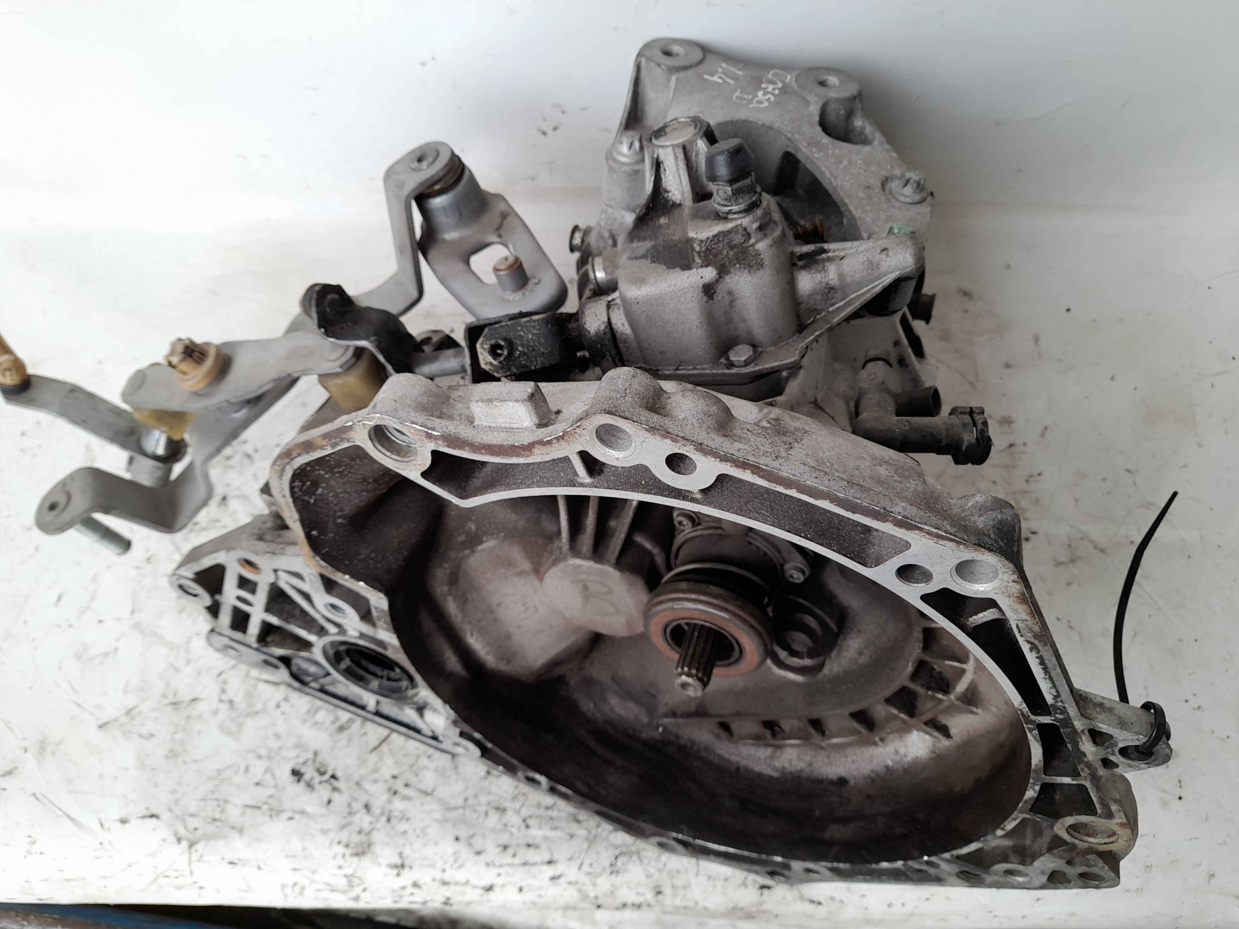 Caja de cambios manual OPEL Corsa D Imagem-1