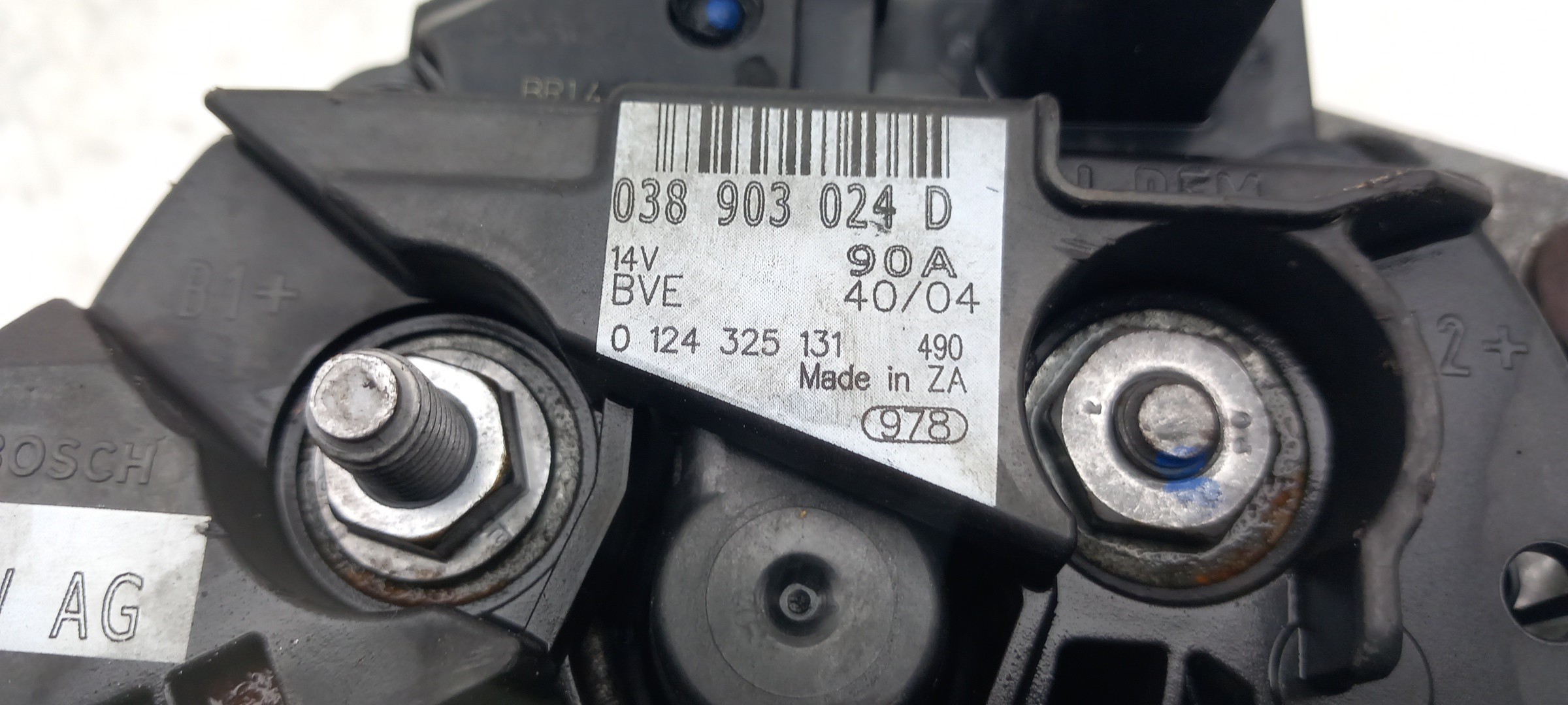 Alternador SKODA Octavia I Hatchback (1U2) Imagem-3