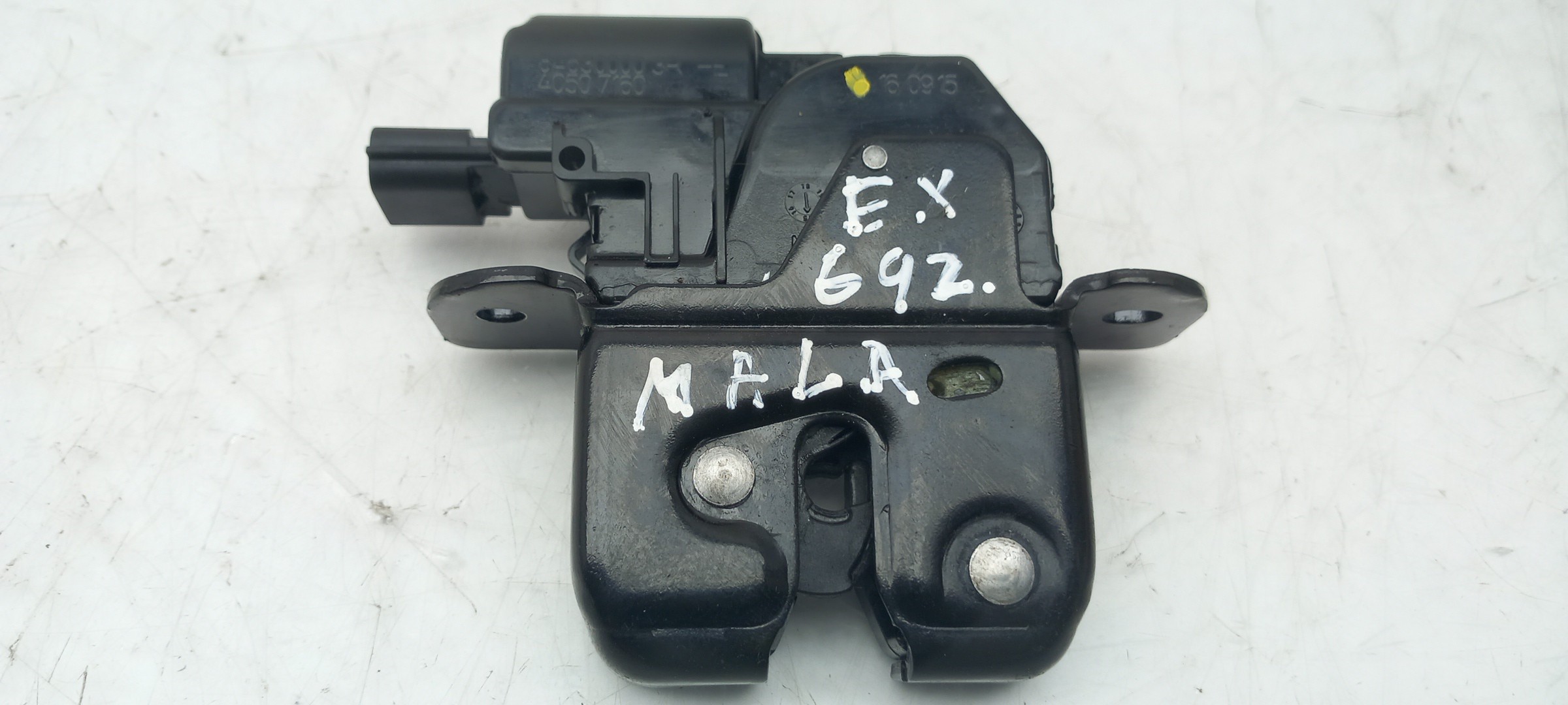 Tailgate Lock /Latch