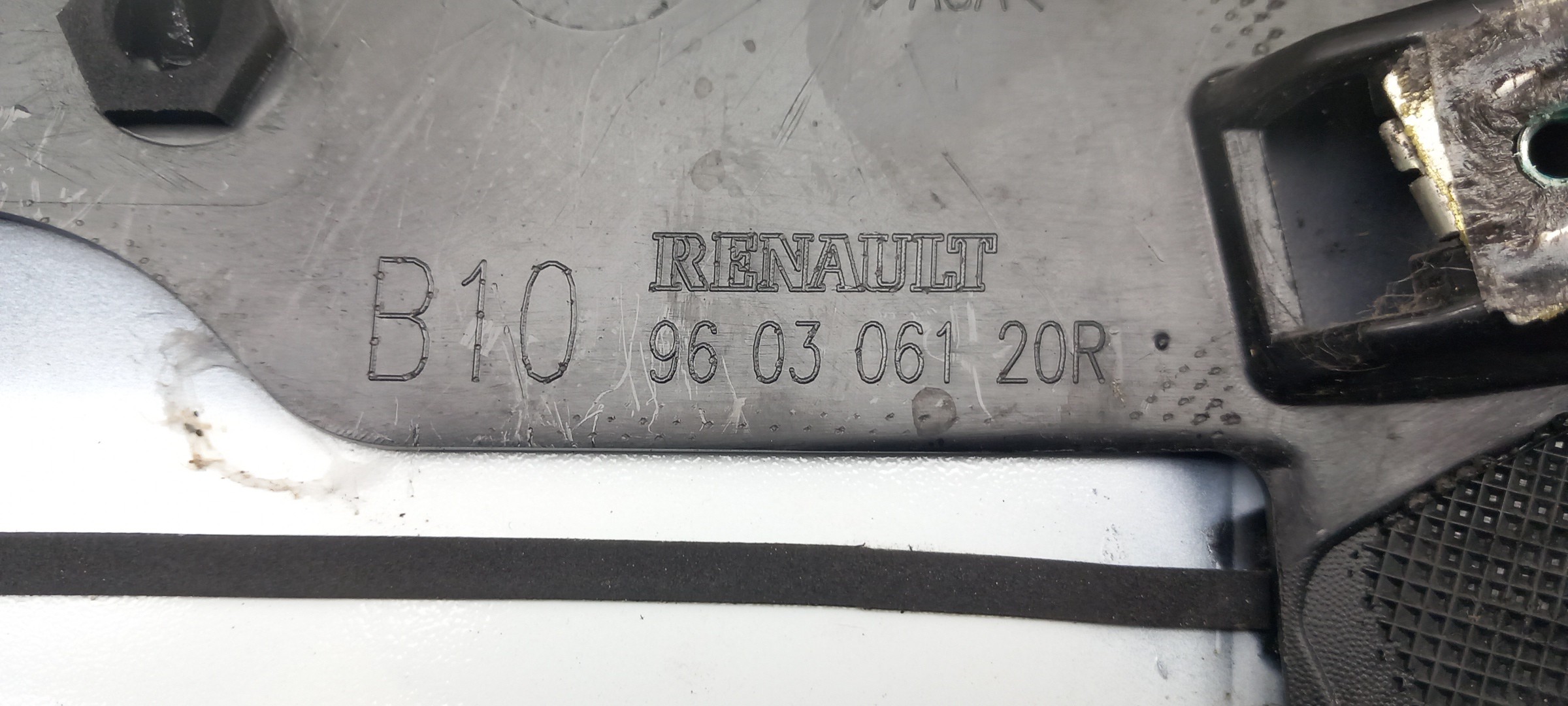 Spoiler / aileron da tampa da mala RENAULT Zoe (BFM_) Imagem-3