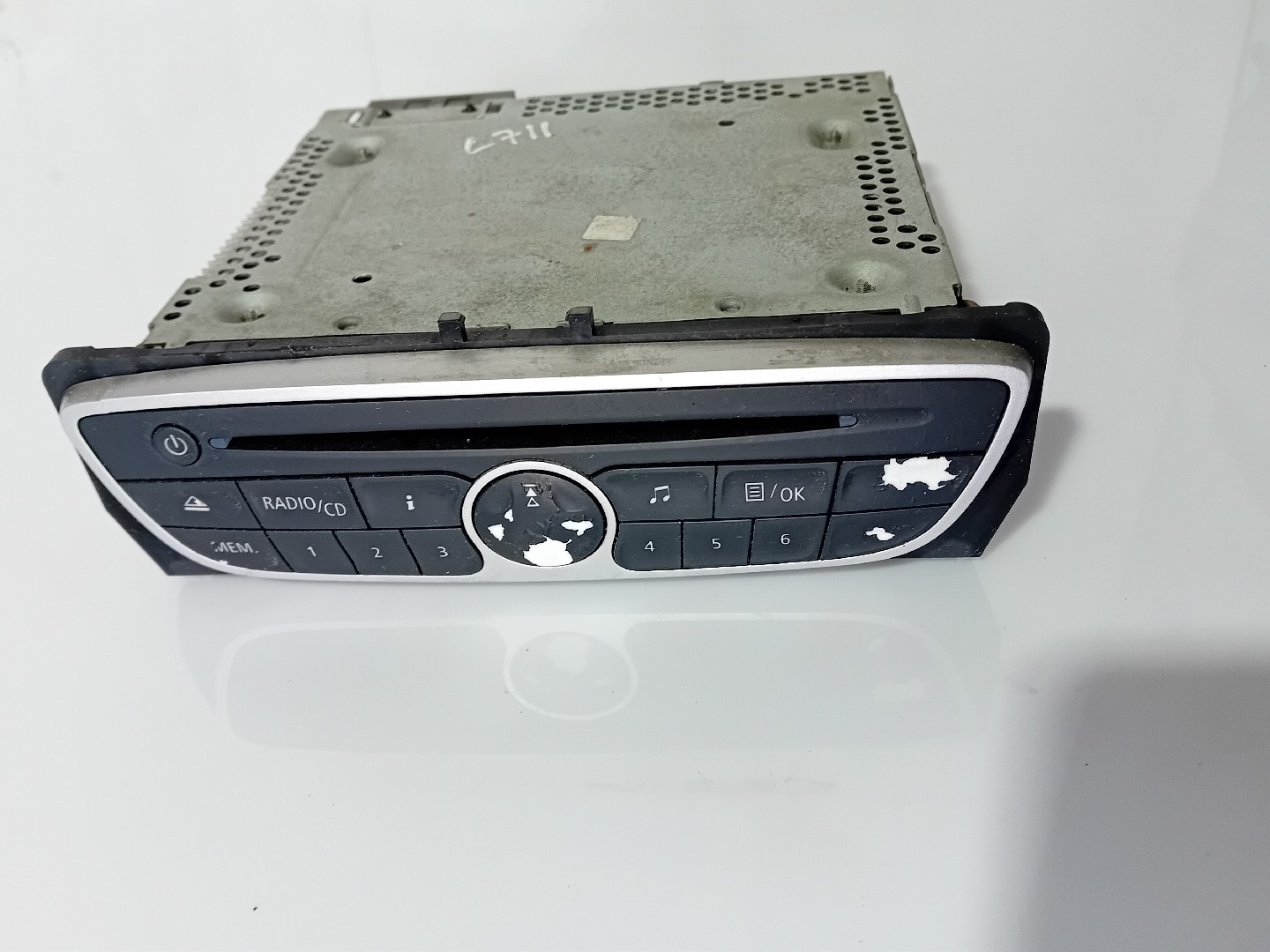 Car radio RENAULT Megane III Coupé (DZ0/1_) Imagem-0
