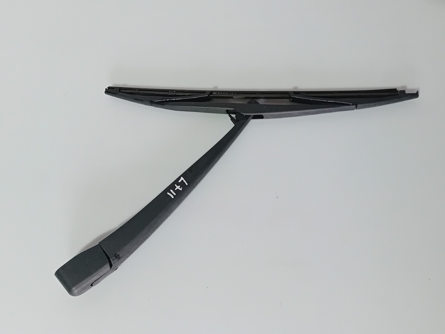 Brazo de limpiaparabrisas trasero RENAULT Megane III Coupé (DZ0/1_) Imagem-1