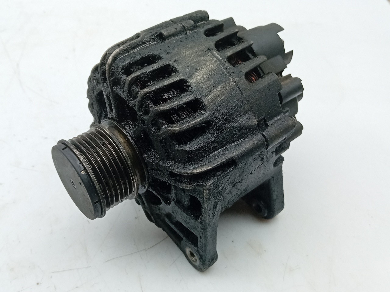 Alternador