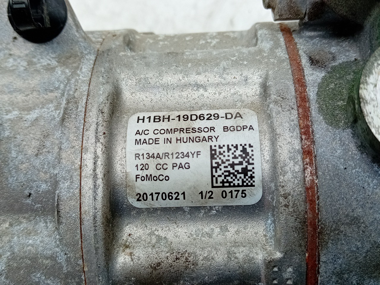 Compresseur AC FORD Fiesta VII (HJ, HF) Imagem-4