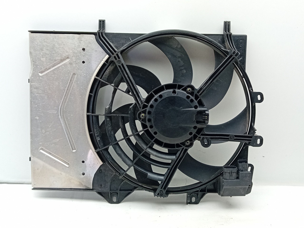 Cooling fan CITROËN C3 III (SX) Imagem-1