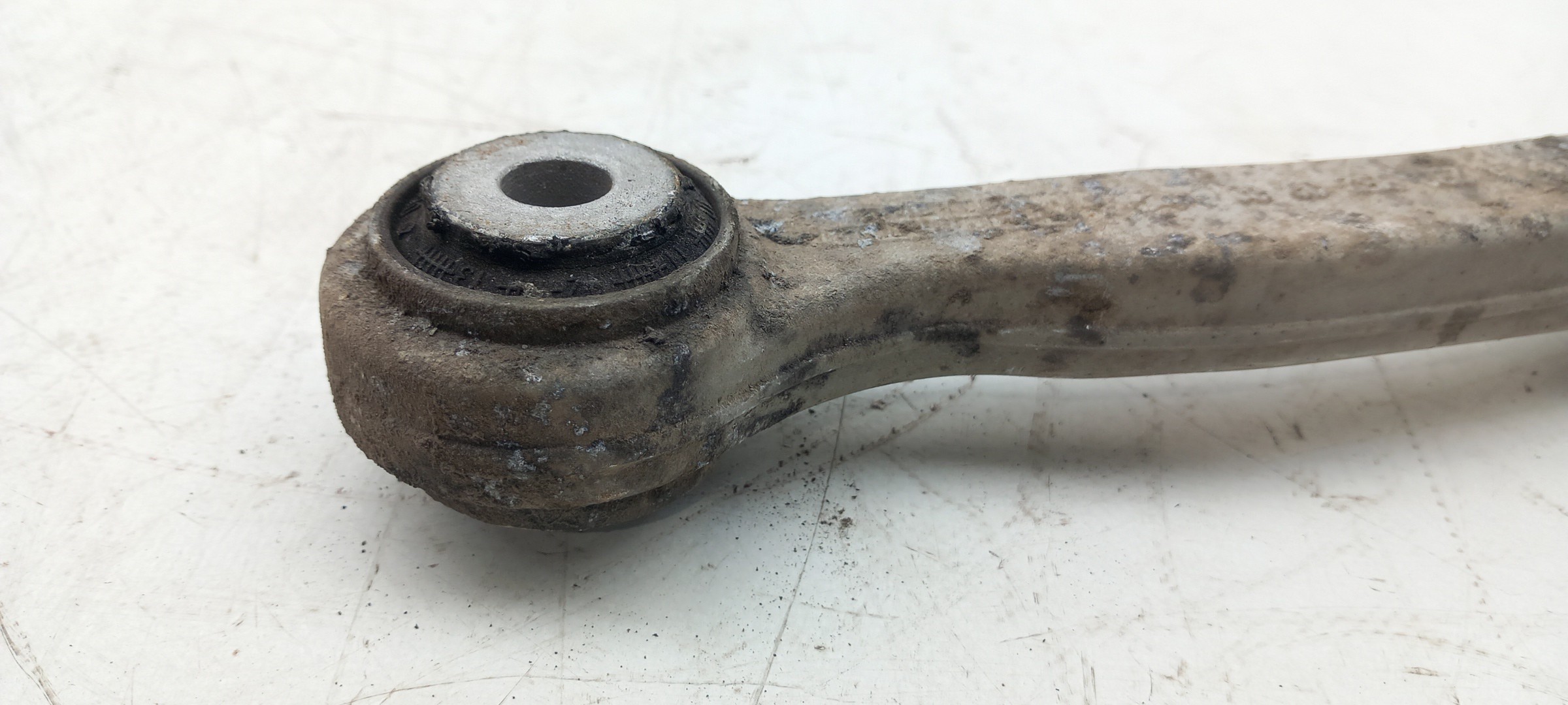 Bras de suspension arrière gauche MERCEDES-BENZ Classe E Carrinha (S211) Imagem-1