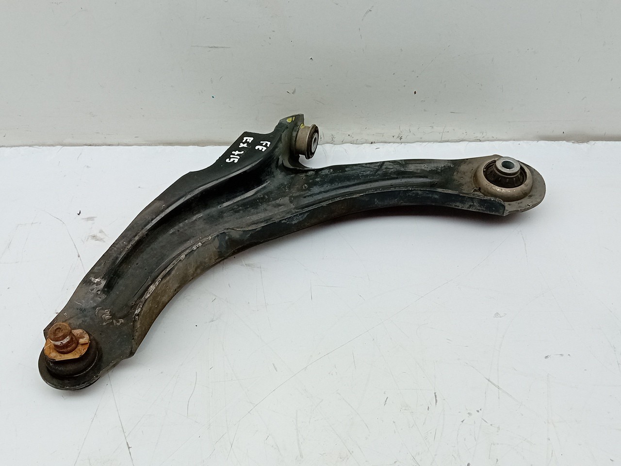 Left front suspension arm