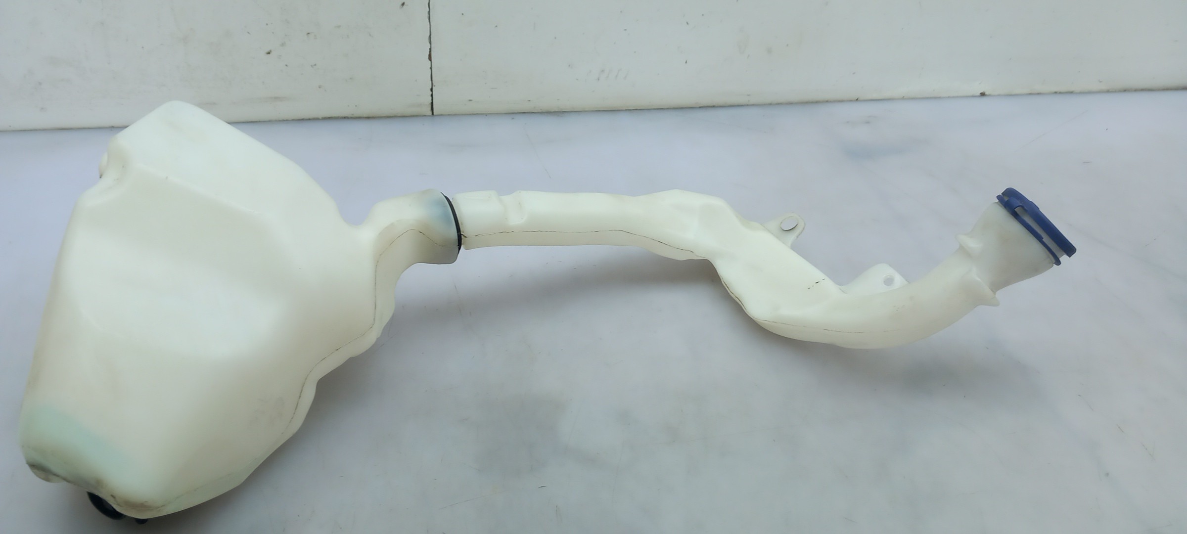 Reservatório / depósito água limpa vidros PEUGEOT 208 Imagem-1