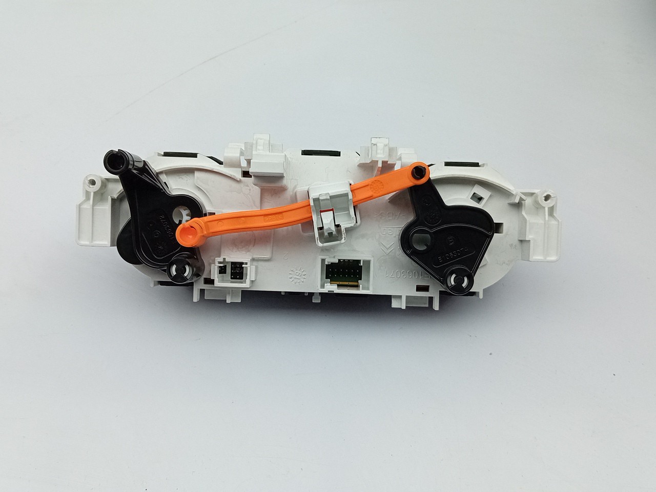 Botão / interruptor do AC PEUGEOT 208 Imagem-1