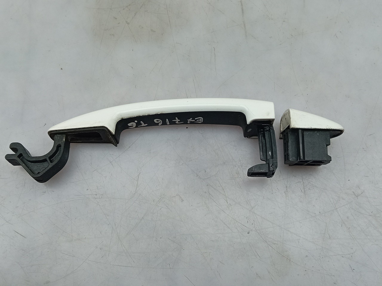 Left rear door handle PEUGEOT 208 Imagem-1