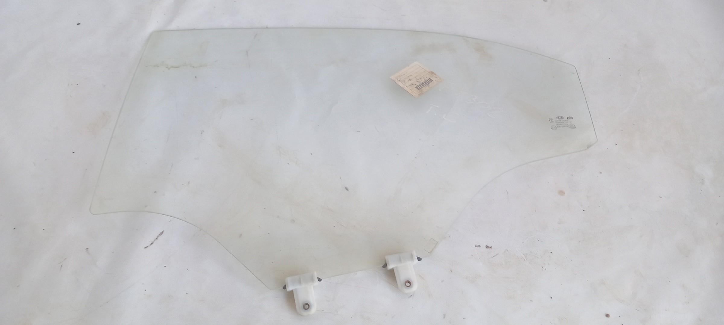 Left rear door glass