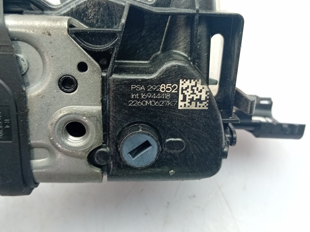 Fechadura / fecho porta trás direito OPEL Corsa F Imagem-4
