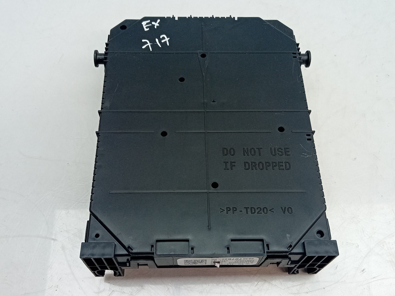 Scatola fusibili / SAM / BSI OPEL Corsa F Imagem-1
