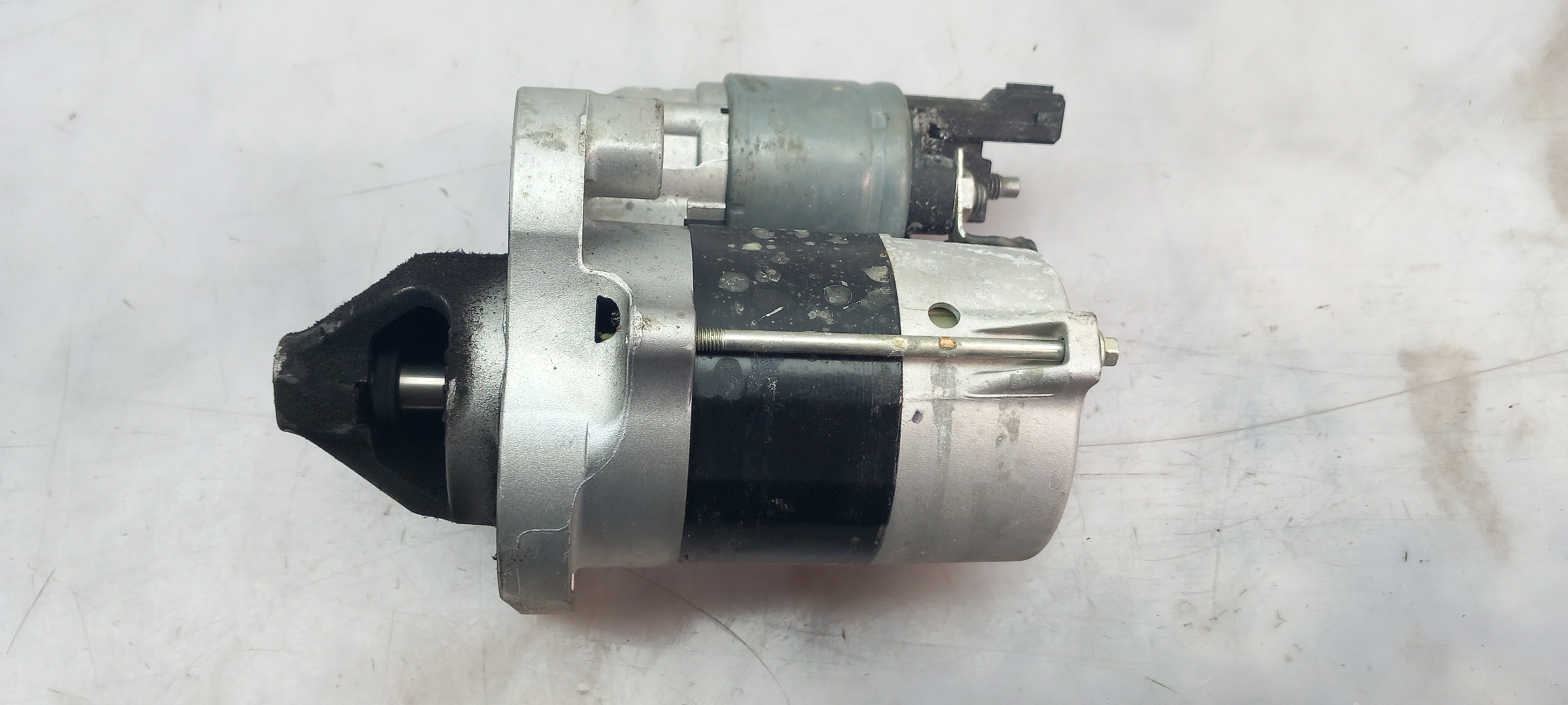 Motor de arranque OPEL Corsa F Imagem-1