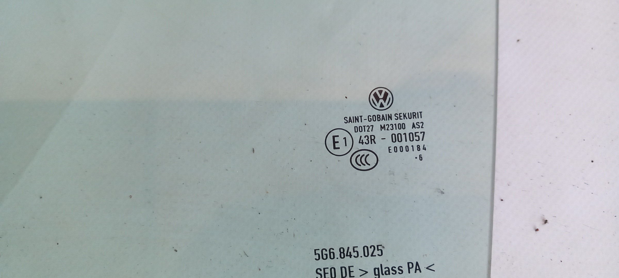 Vitre porte arrière gauche VOLKSWAGEN Golf VII (5G1, BQ1, BE1, BE2) Imagem-1