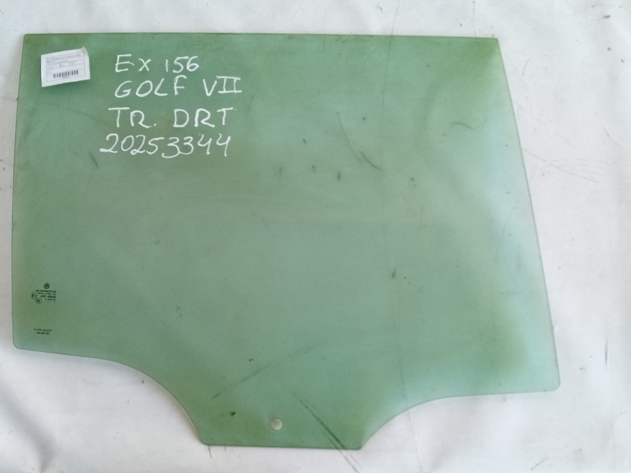 Right rear door glass