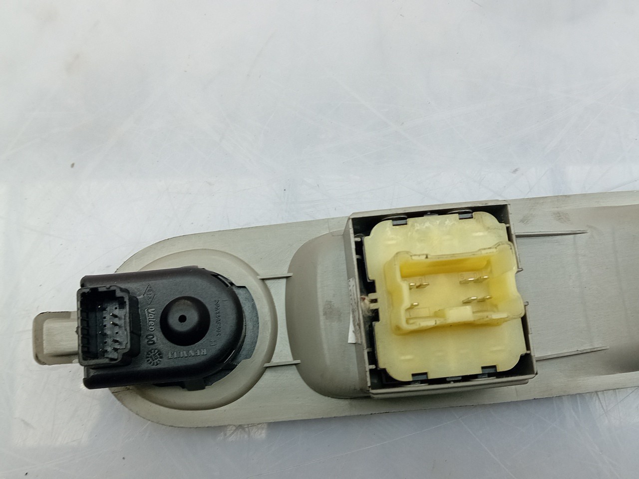 Left Front window control RENAULT Zoe (BFM_) Imagem-2