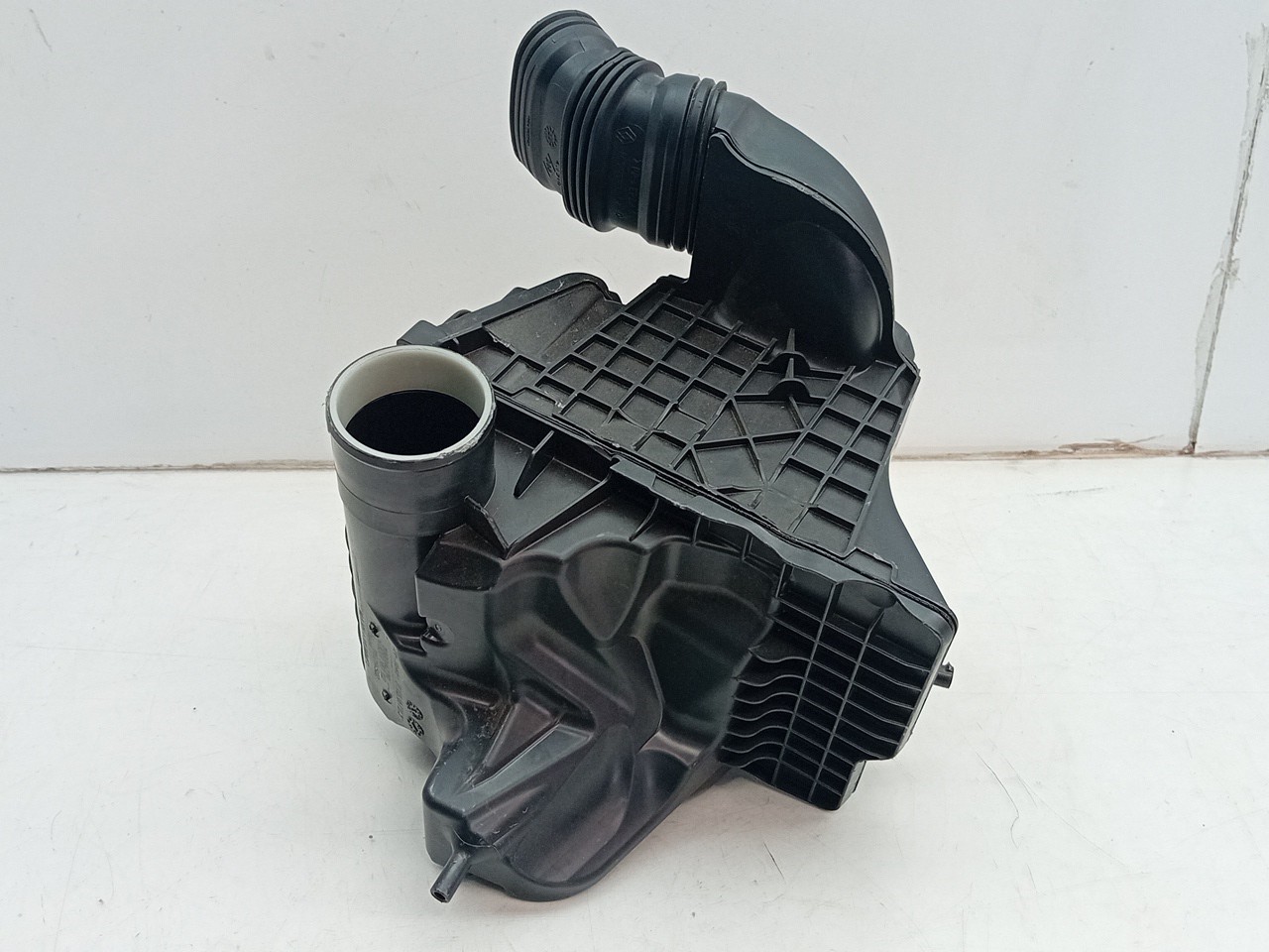 Air filter box RENAULT Scénic IV (J9_) Imagem-1
