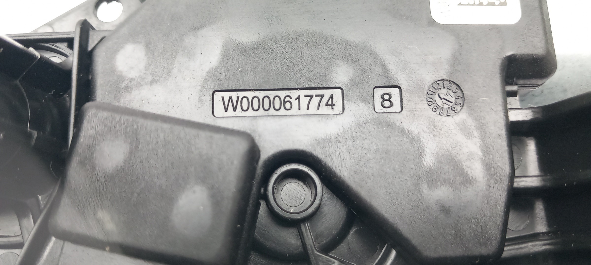Essuie-glace moteur arrière FORD Fiesta VII (HJ, HF) Imagem-3