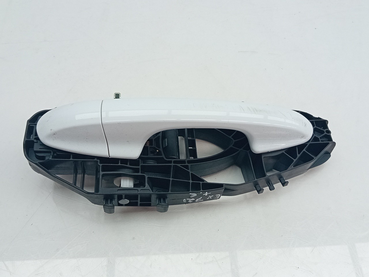 Left rear door handle