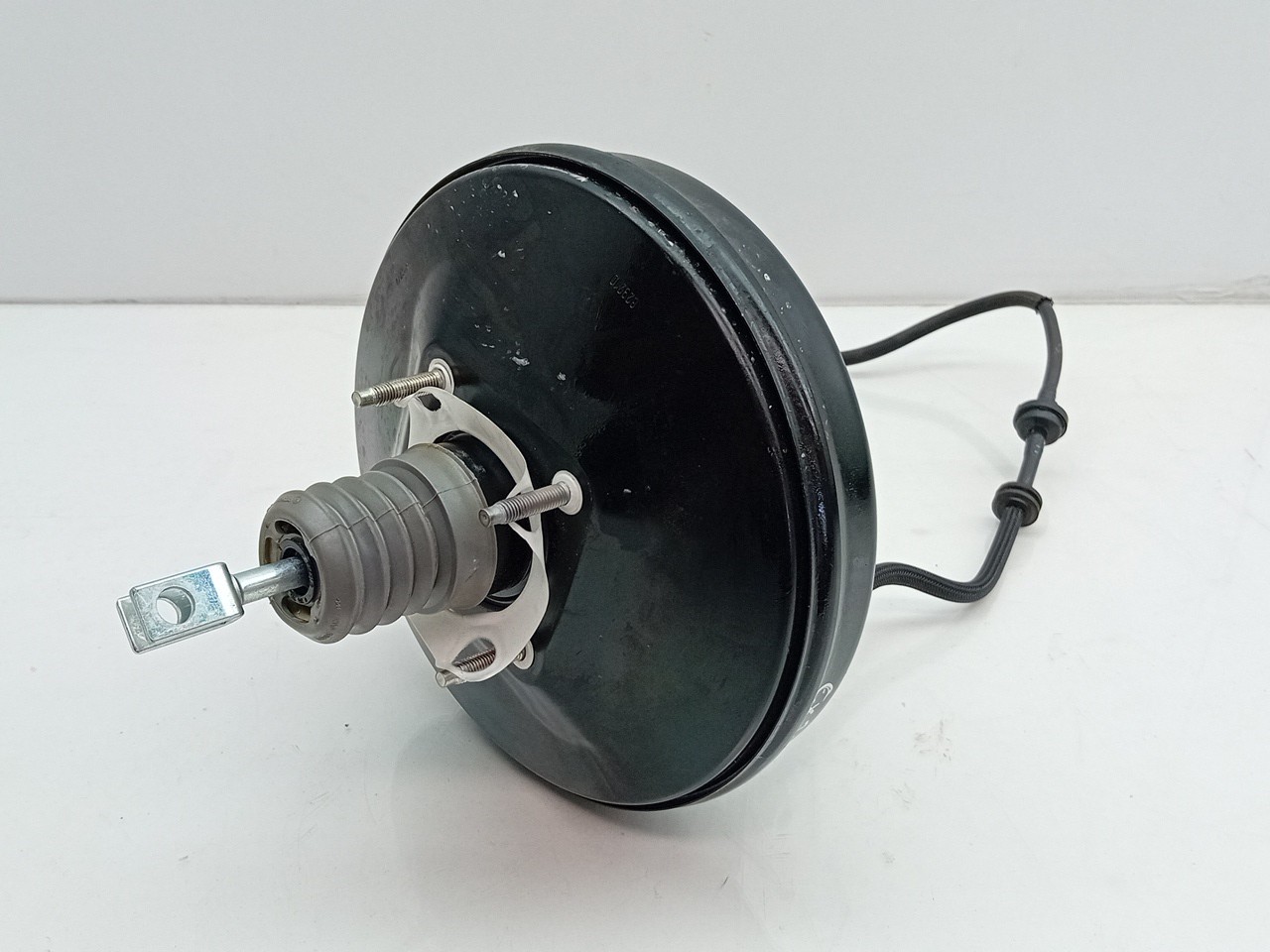 Servofreno FORD Fiesta VII (HJ, HF) Imagem-1