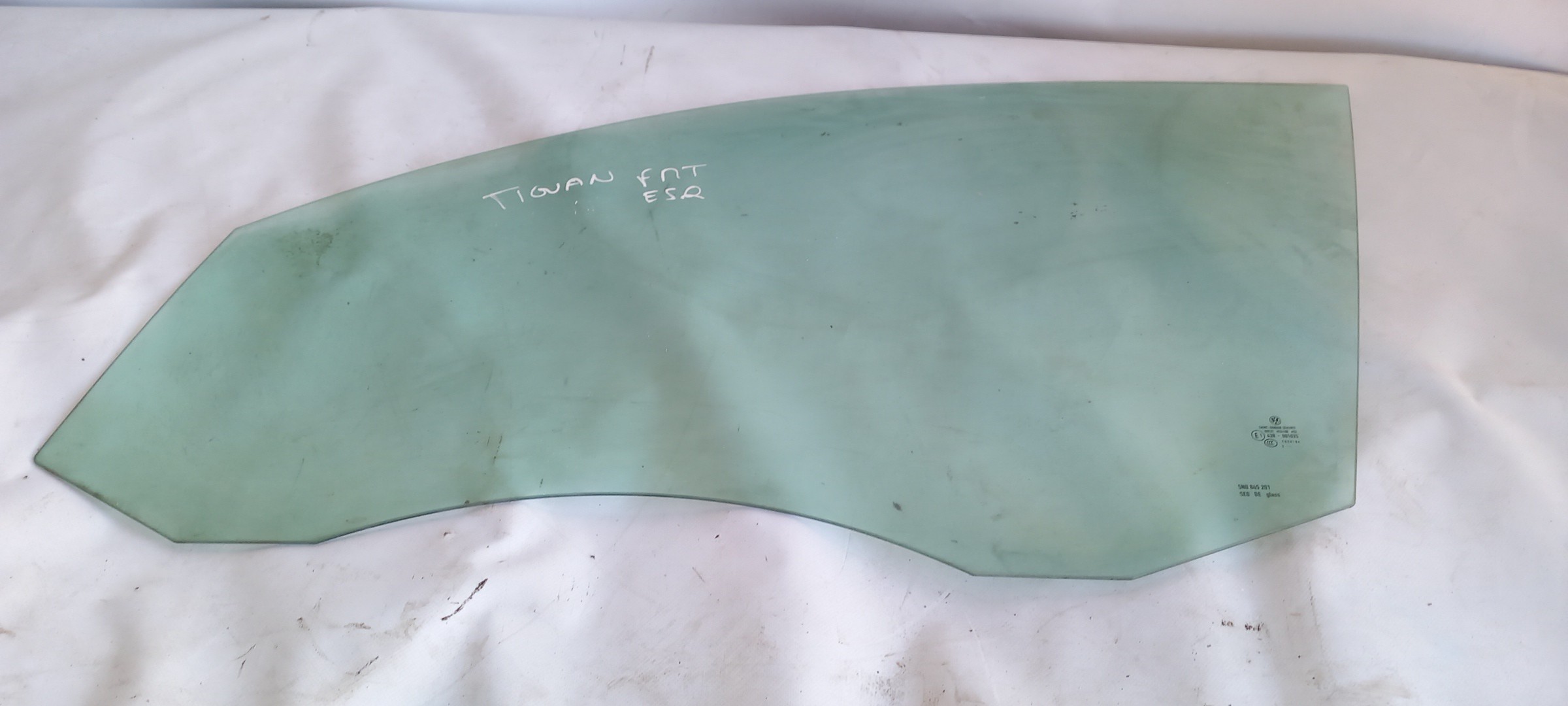 Left front door glass