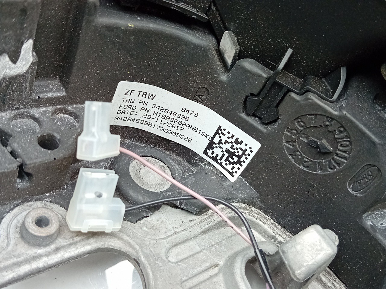 Volante FORD Fiesta VII (HJ, HF) Imagem-3