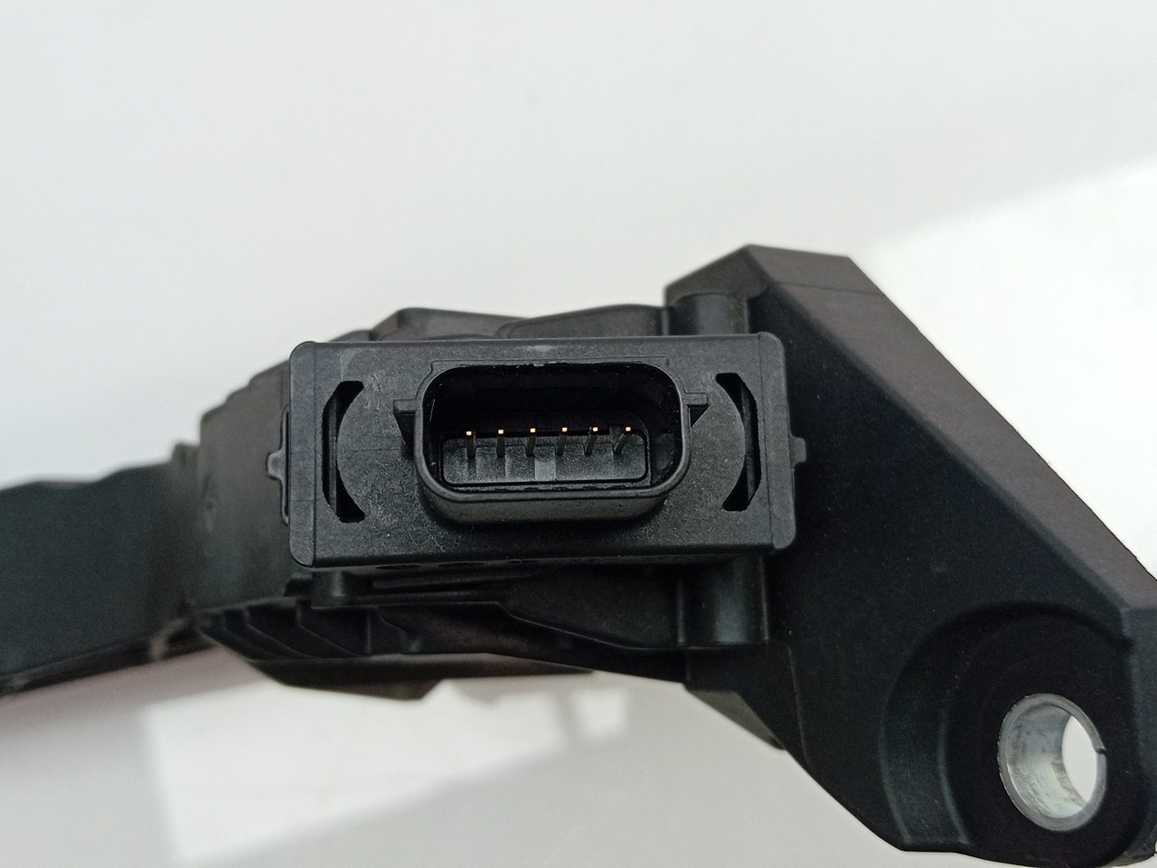 Accelerator Pedal FORD Fiesta VII (HJ, HF) Imagem-2