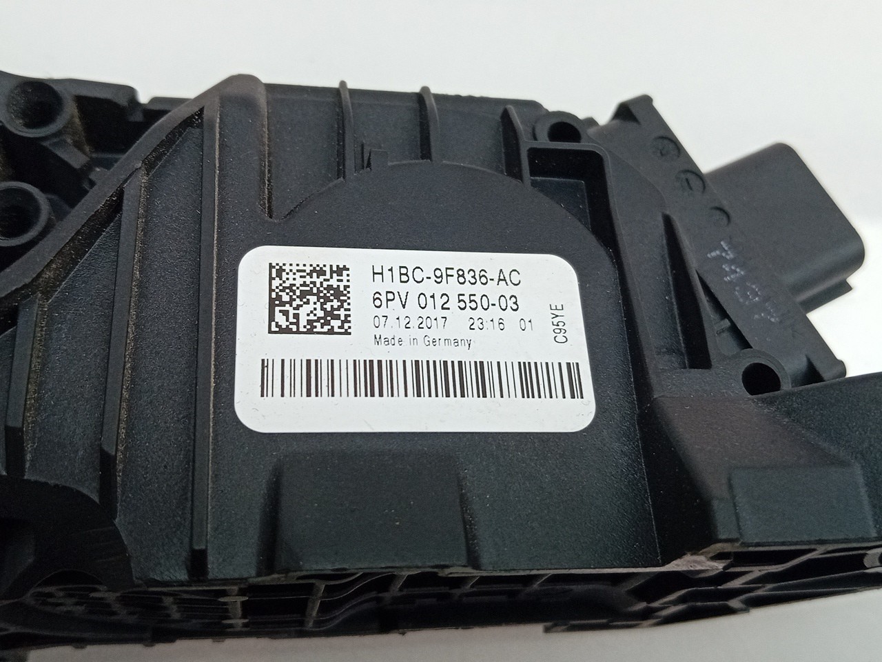 Accelerator Pedal FORD Fiesta VII (HJ, HF) Imagem-3