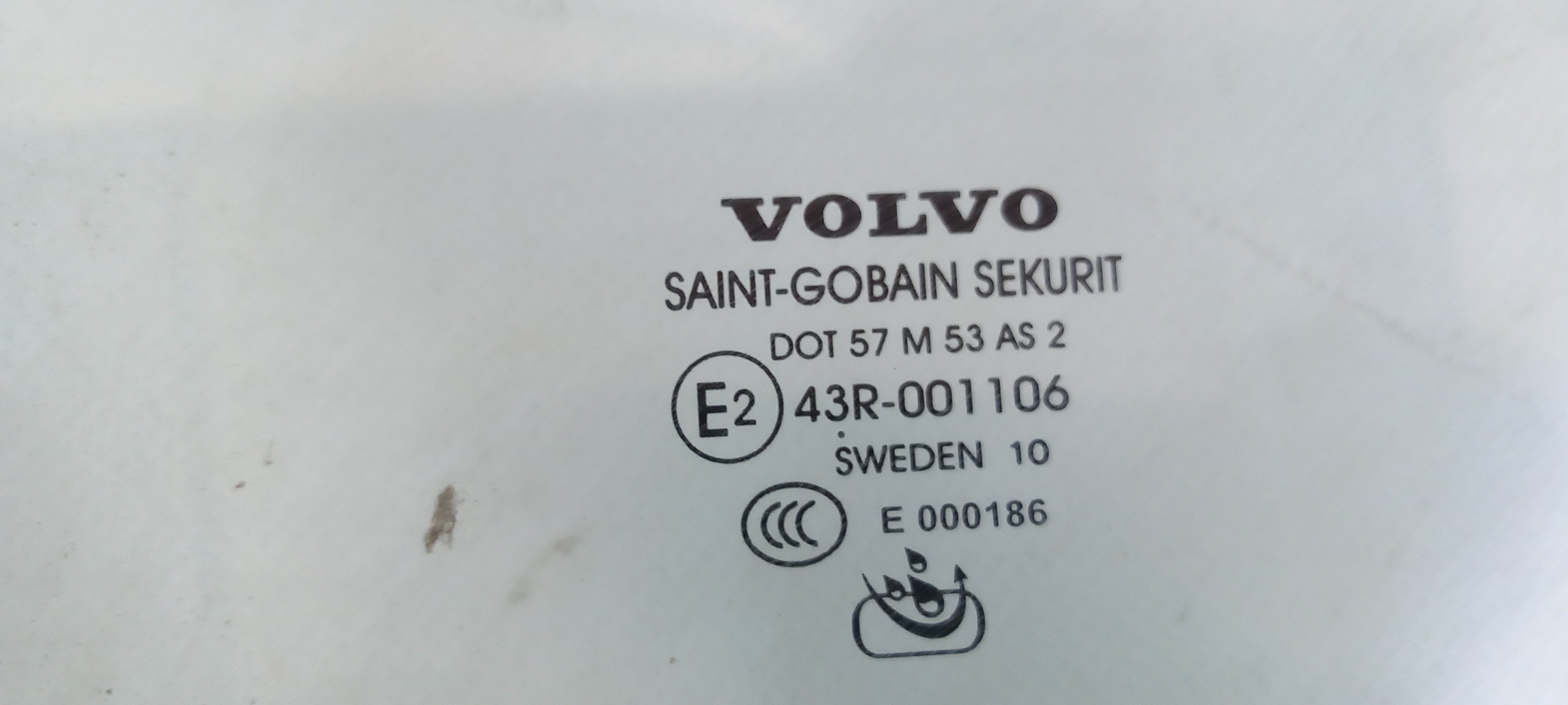 Left front door glass VOLVO V50 (MW) Imagem-1