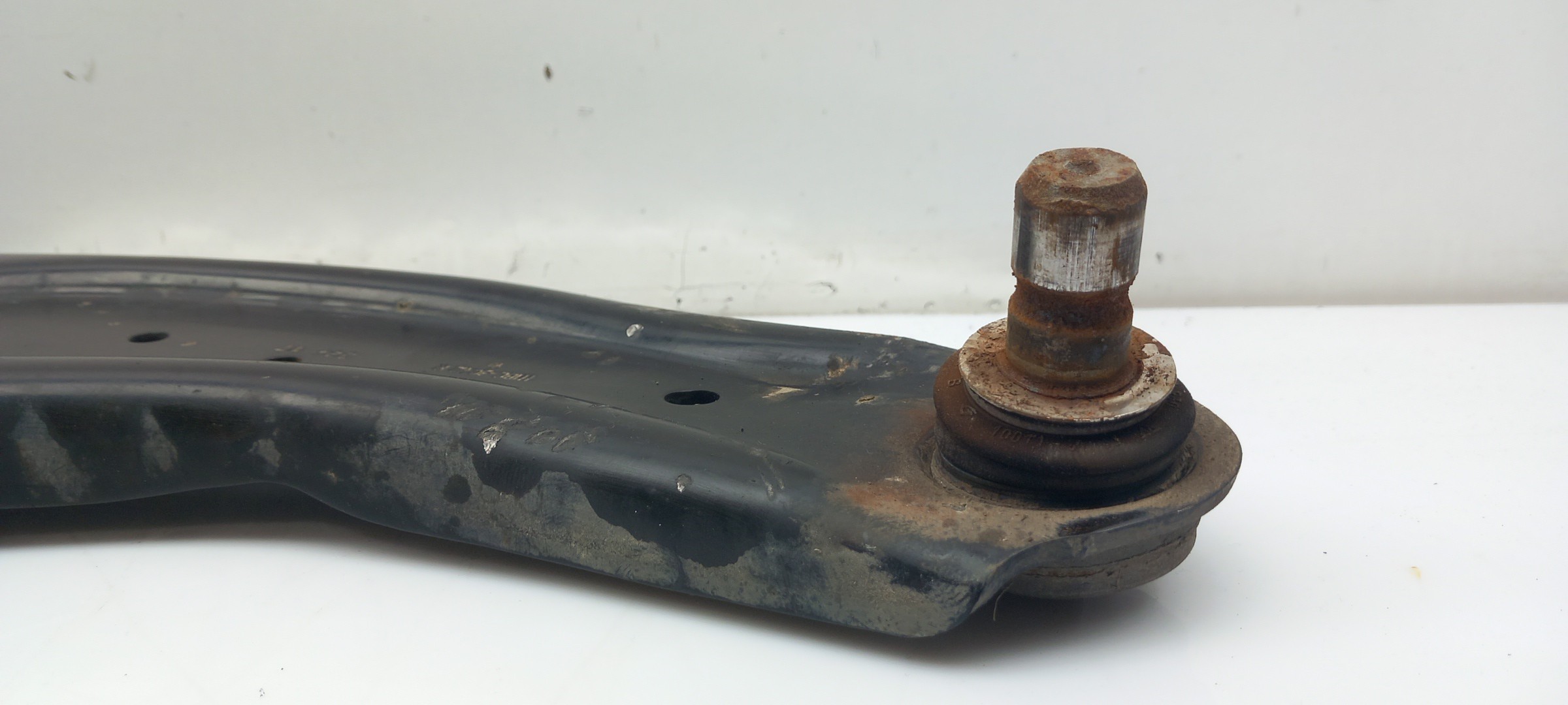 Brazo suspensión delantero derecho FORD Fiesta VII (HJ, HF) Imagem-2