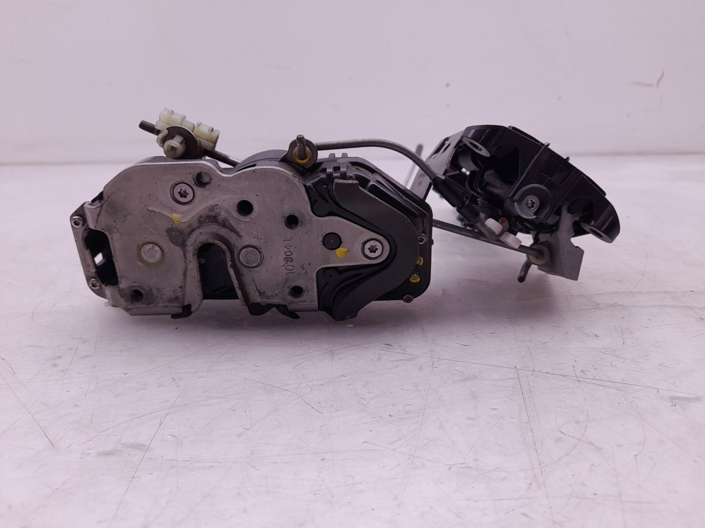 Fechadura / fecho porta frente esquerdo OPEL Insignia A (G09) Imagem-2