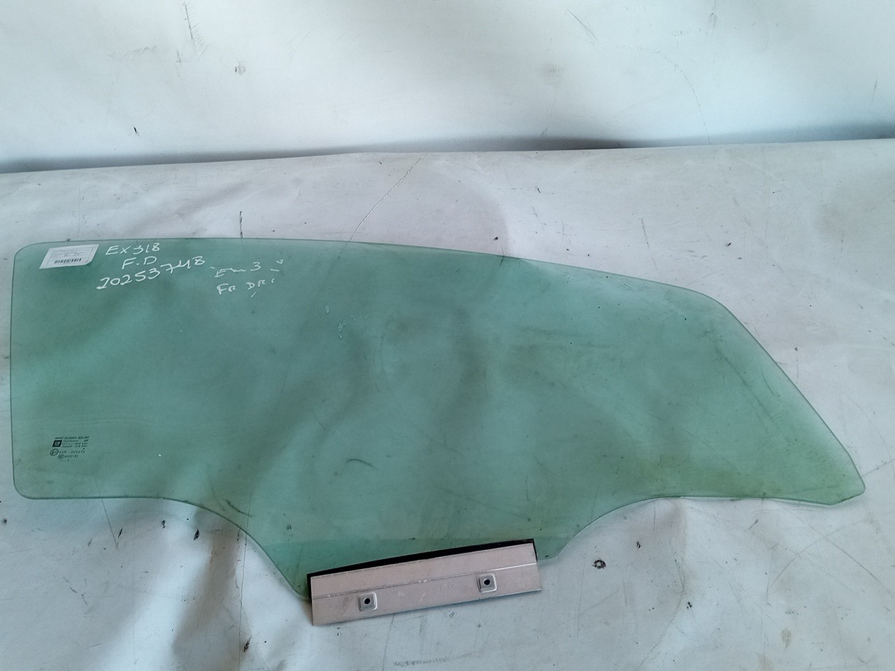 Right front door glass