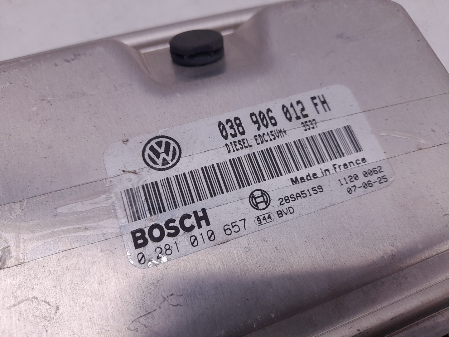 Calculateur /  Unité de contrôle moteur VOLKSWAGEN New Beetle (9C1, 1C1) Imagem-2