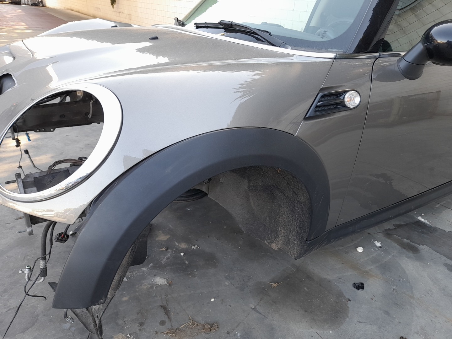 Guardabarros izquierdo MINI Mini Clubman (R55) Imagem-1