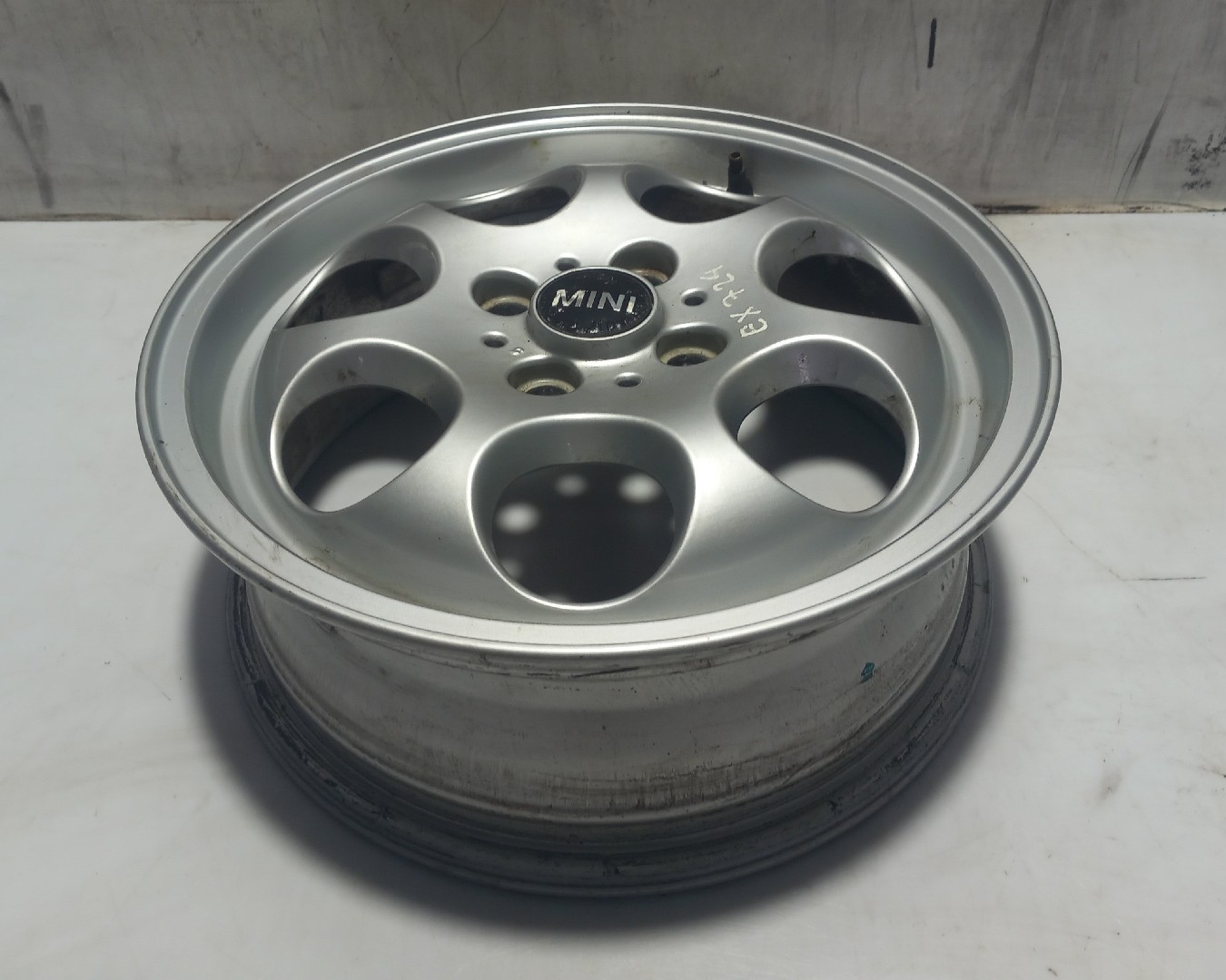 Left front Rim MINI Mini Clubman (R55) Imagem-1