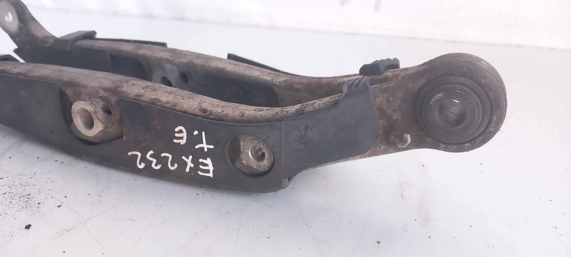 Bras de suspension arrière gauche MERCEDES-BENZ Classe E Carrinha (S211) Imagem-2