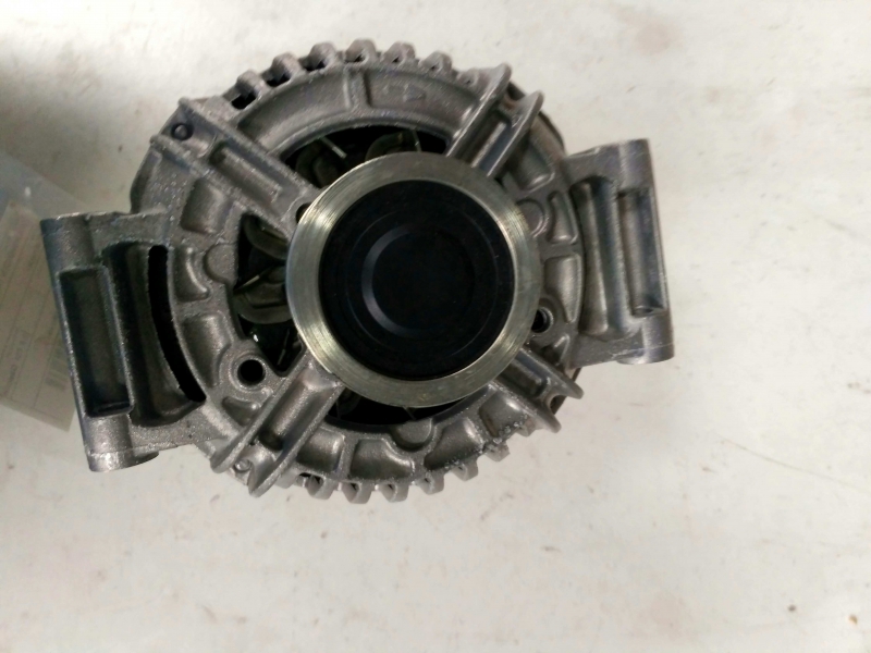 Alternator VOLKSWAGEN Tiguan (5N) Imagem-1