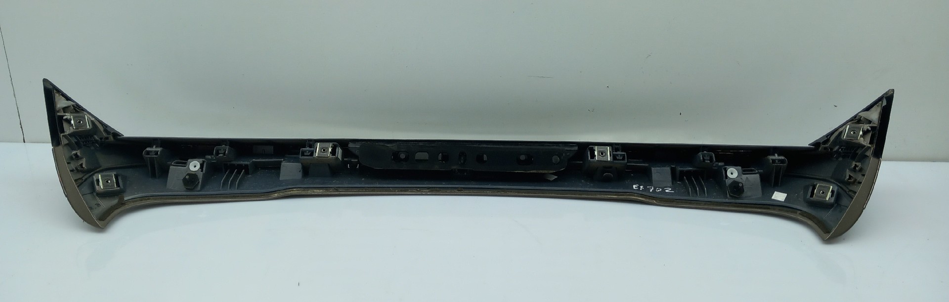 Spoiler / alerón portón trasero PEUGEOT 2008 I (CU_) Imagem-2