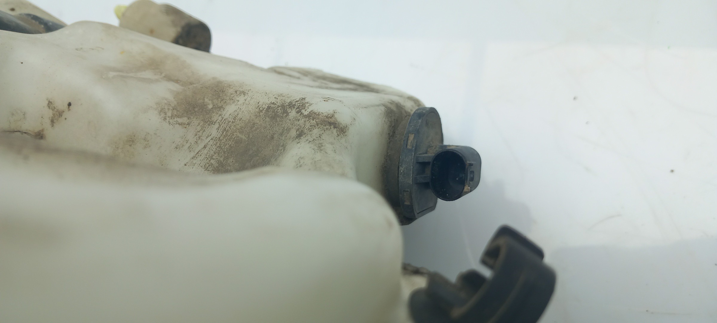 Windshield washer tank MINI Mini Clubman (R55) Imagem-2