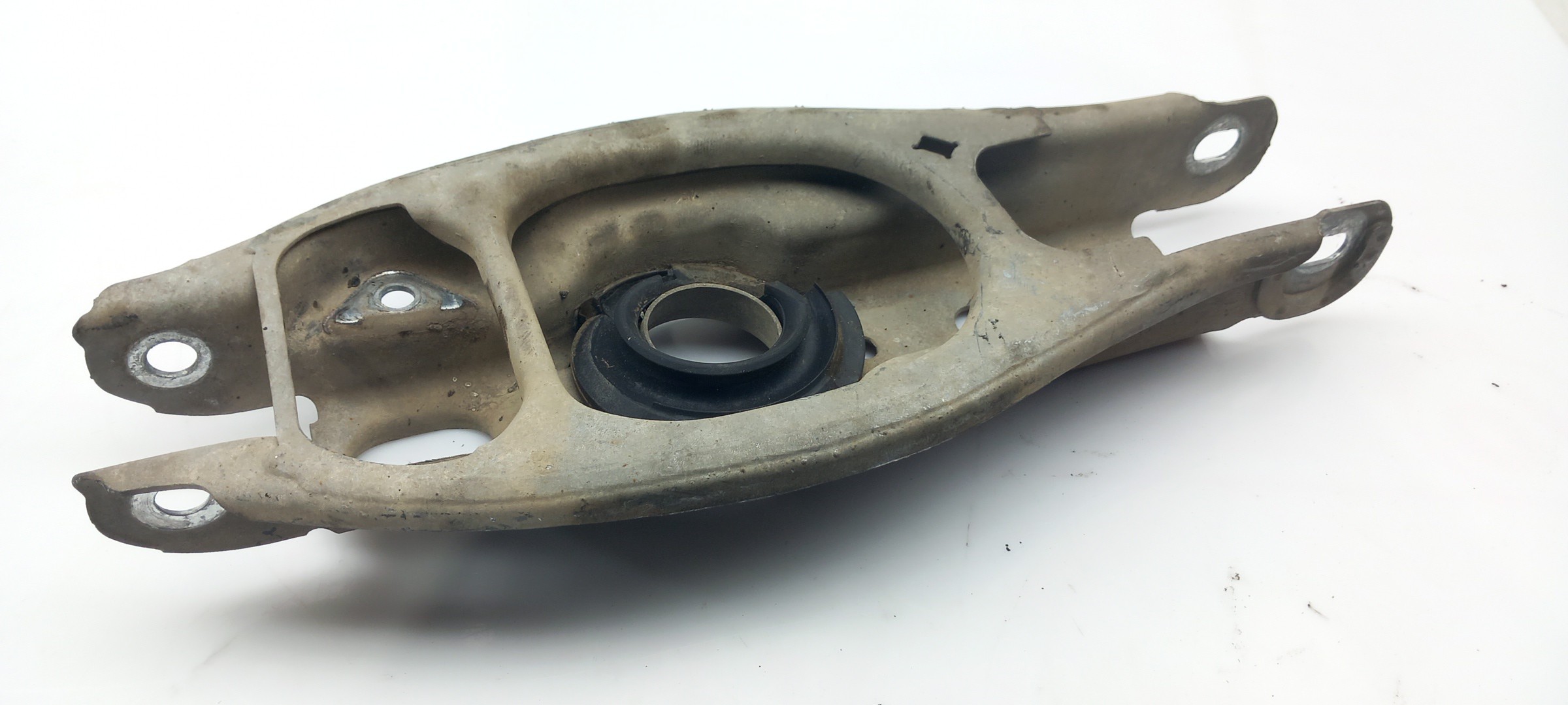 Left front suspension arm