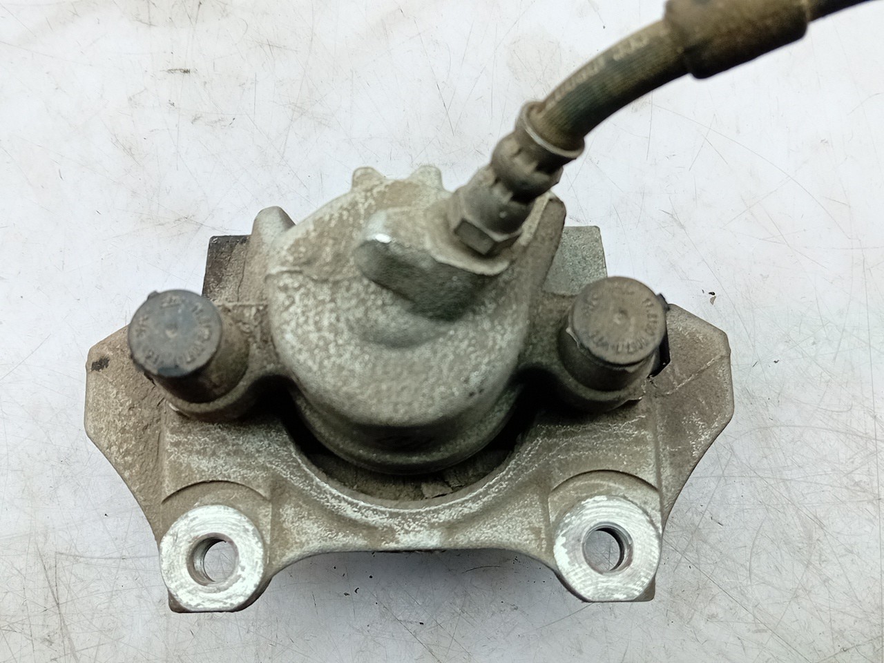 Left front Brake Caliper RENAULT Twingo III (BCM_) Imagem-2