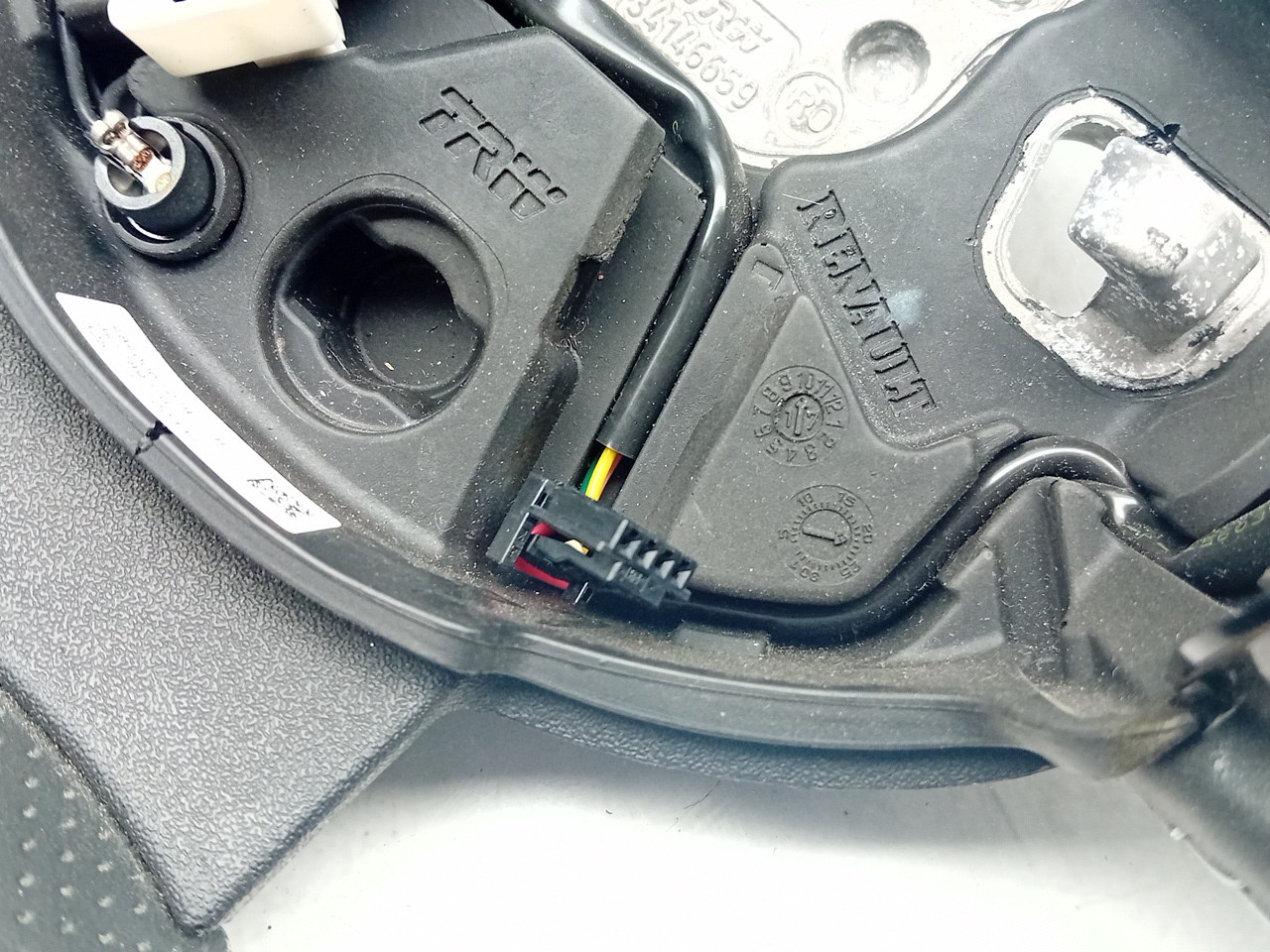 Volante de direção RENAULT Twingo III (BCM_) Imagem-2
