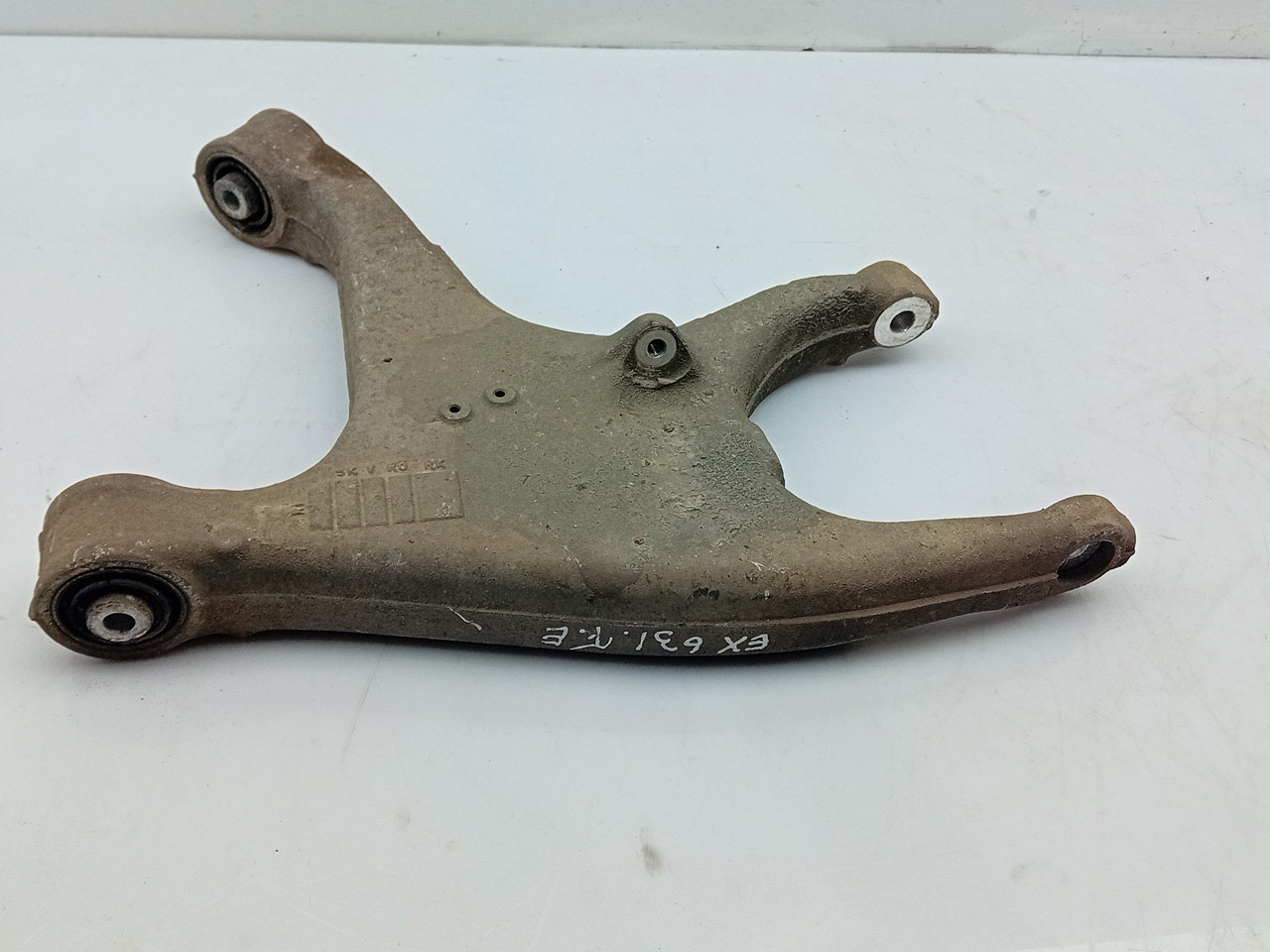 Bras de suspension Avant gauche AUDI A4 (8K2, B8) Imagem-1